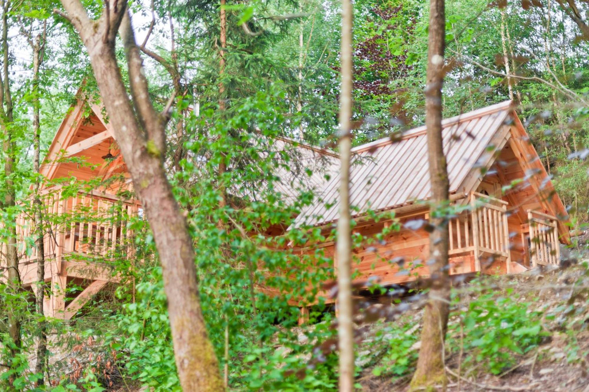 Les Cabanes De Rensiwez Mabompre Exterior photo